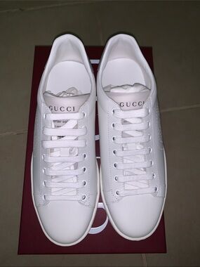 Gucci White Leather Low-Top Sneakers